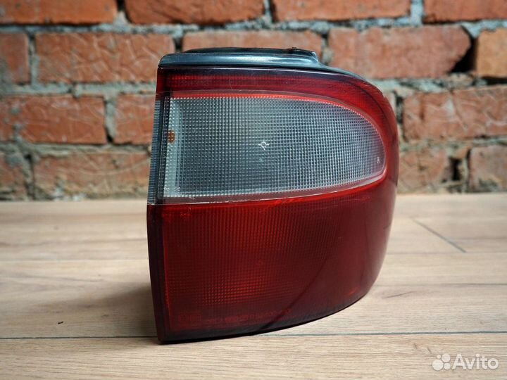 Фонарь задний правый Hyundai Starex H1