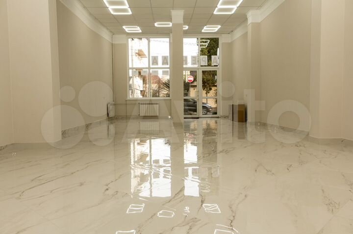 Торговая площадь, 64 м²