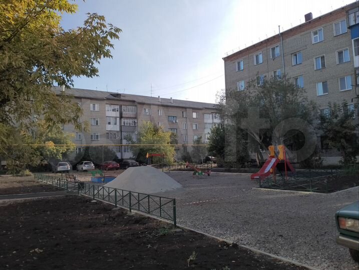 2-к. квартира, 42 м², 1/5 эт.