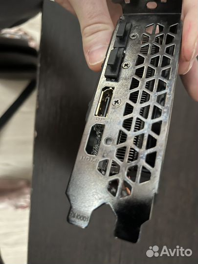 Видеокарта gigabyte rx5500xt 8gb на запчасти