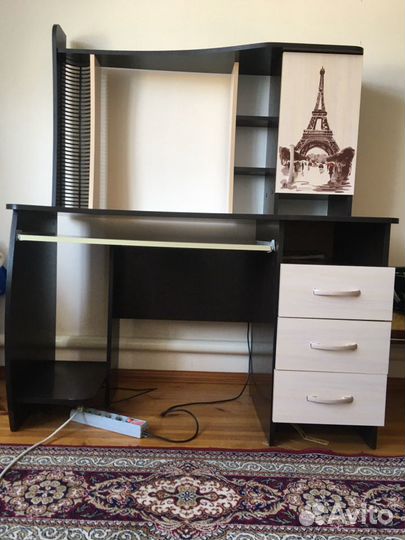 Компьютерный стол