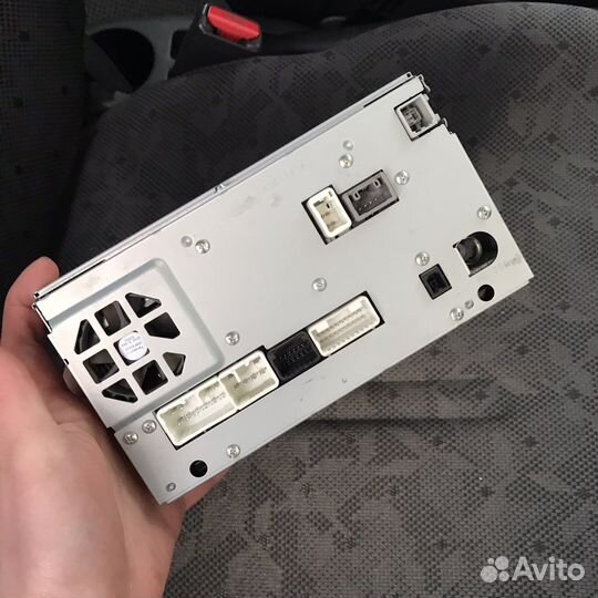 Штатная Магнитола Toyota vitz 2010