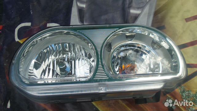 Фара левая галоген Dodge Challenger LC