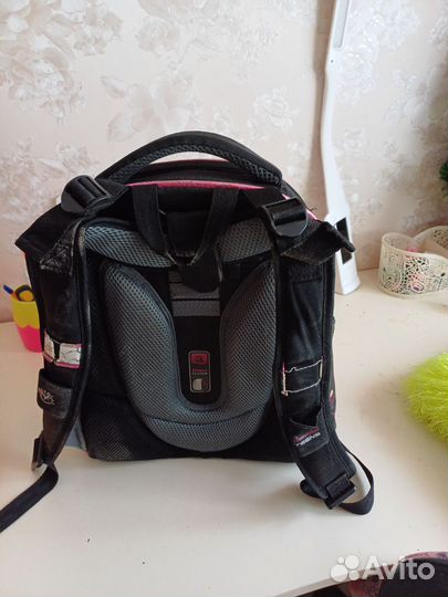 Рюкзак школьный для девочки с ортопедический спинк