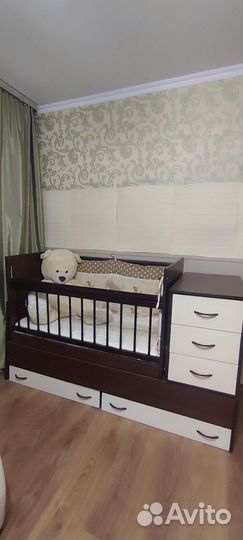 Кроватка трансформер детская с маятником и комодом