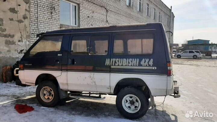 Mitsubishi Delica 2.5 МТ, 1989, 2 000 км