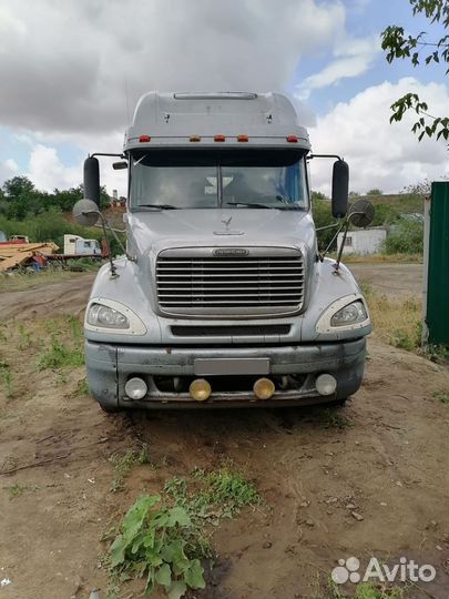Freightliner Columbia, 2000