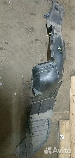 Подкрылок mitsubishi lancer cedia CS2V,CS2W,CS3W,CS5W,CS6W,CS7W,CS9W,CT9W 4G63,4G93,4G94
