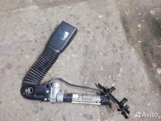 Пиропатрон пассажира бмв ф10 BMW f10