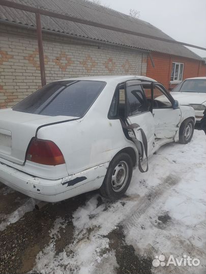 Тойота карина