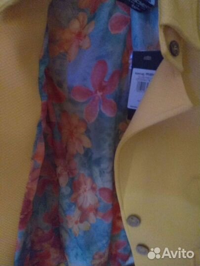 Жакет ярко желтый новый,из бутика спб