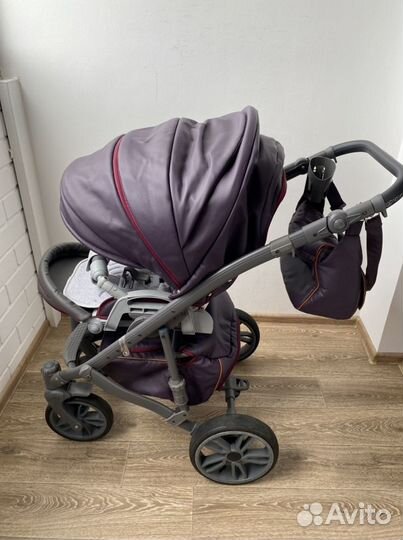 Коляска 2 в 1 эко кожа с надувными колесами