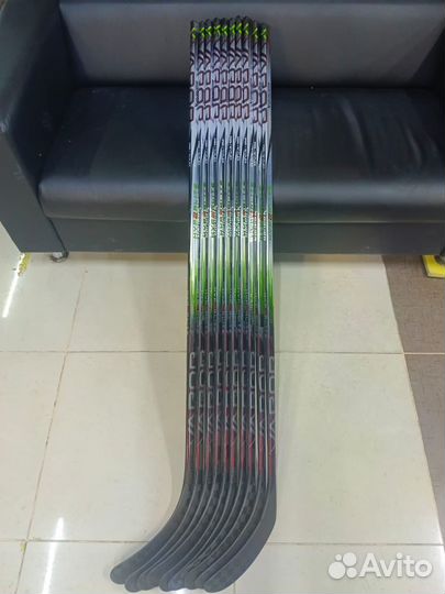 Хоккейные клюшки Bauer HyperLite 2