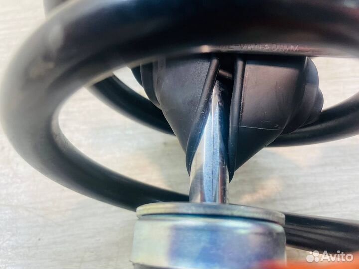 Амортизаторы передние Honda Accord 8 CU