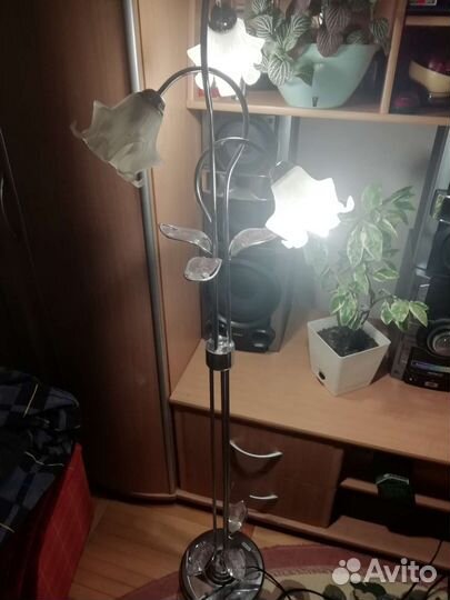 Торшер напольный