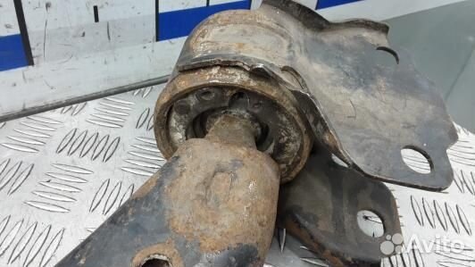 Рычаг передний нижний правый land rover freelander