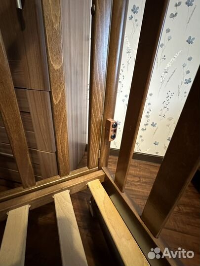 Детская кроватка Pali с маятником