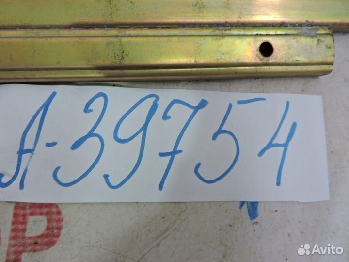 Стекло двери задней левой Lexus RX 300/330/350/400