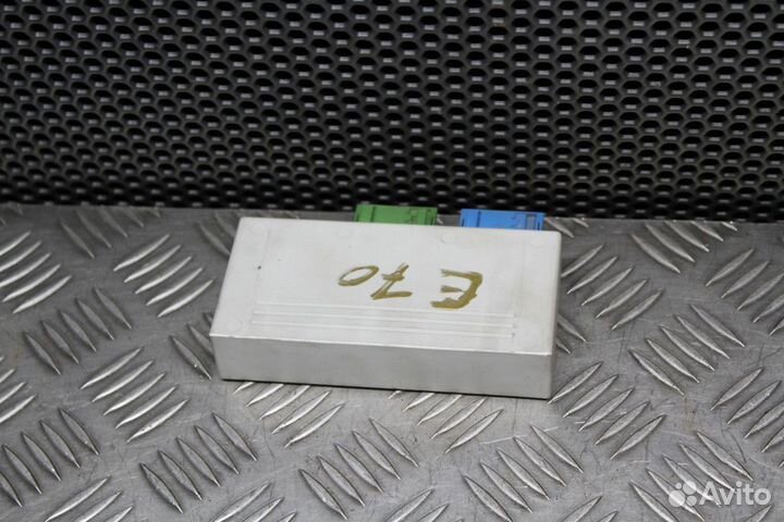 Блок управления пневмоподвеской BMW X5 E70