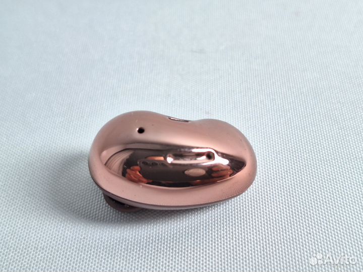 Samsung Galaxy Buds Live правый наушник