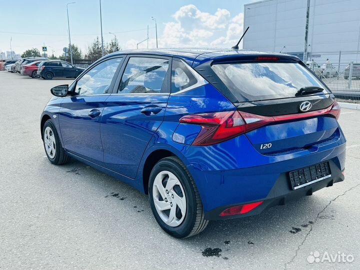 Hyundai i20 1.4 AT, 2023, 20 км