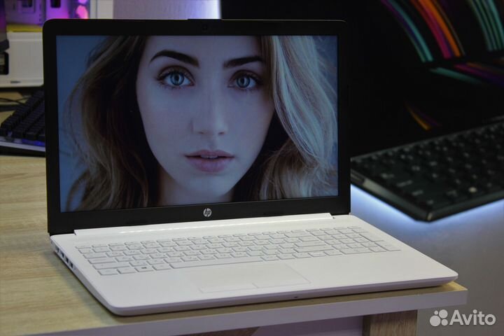 Белый Игровой Ноутбук HP в рассрочку