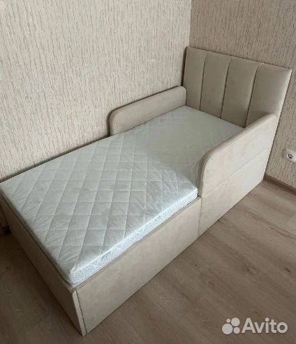 Кровать детская, магкая с ящиком