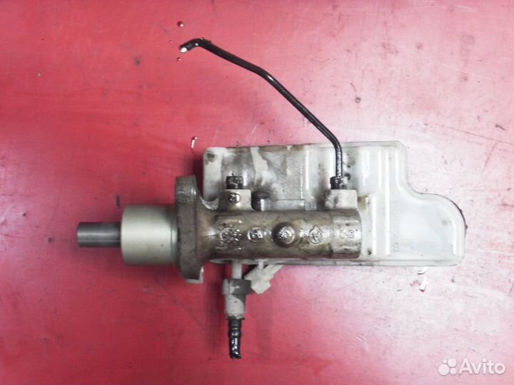Цилиндр тормозной главный 1547478 Ford Focus 2 CB4
