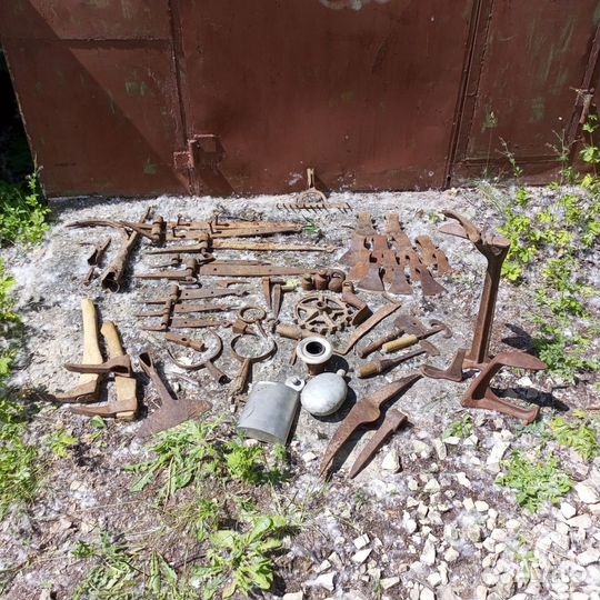 Кованые старинные петли