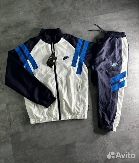 Спортивные костюм nike