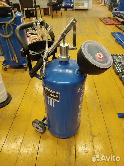 Нагнетатель ручной,установка для раздачи масла