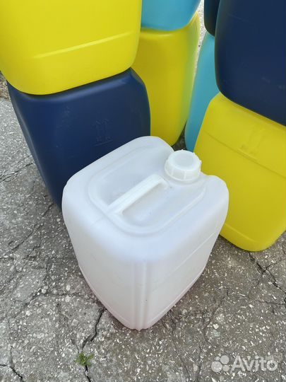 Канистры 20 и 30 л