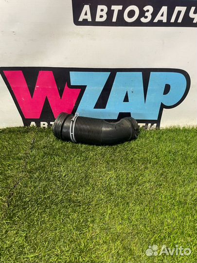 Патрубок воздушного фильтра Volkswagen Jetta 7