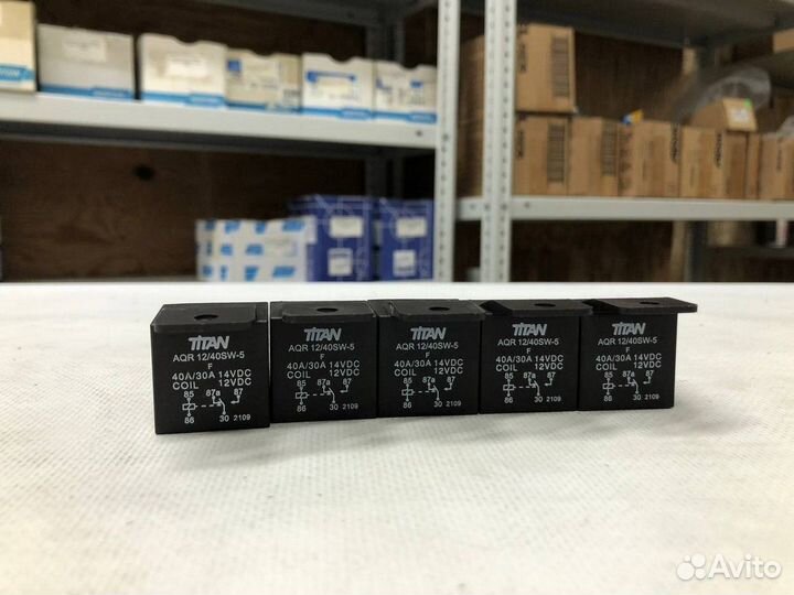 Реле автомобильное 12В 30А 5-контакт Titan SW