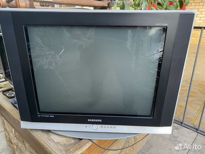 Телевизор бу Самсунг 68