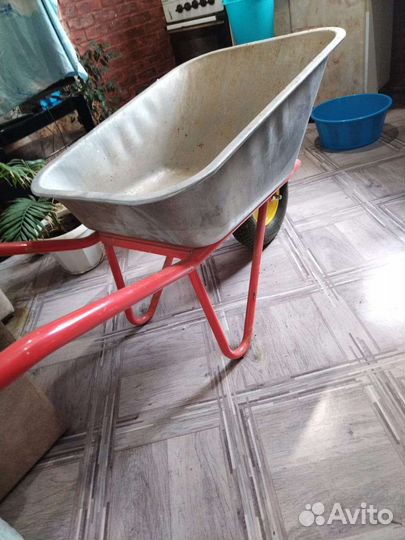 Тележка садовая