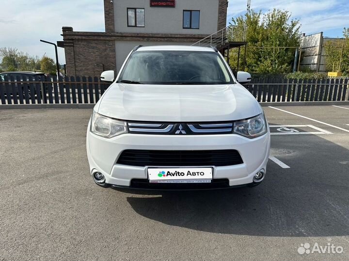 Mitsubishi Outlander 2.4 CVT, 2013, 134 968 км