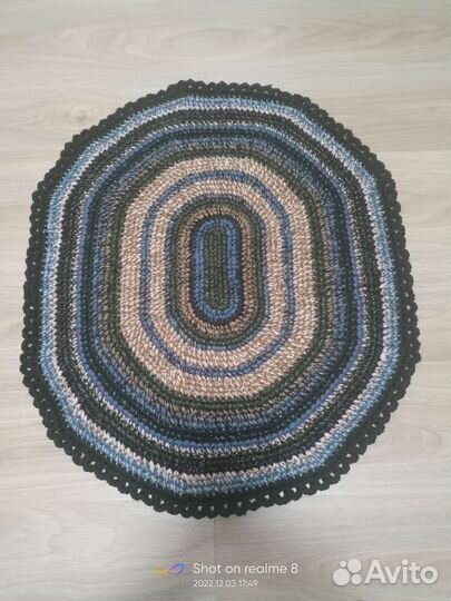 Коврик вязаный