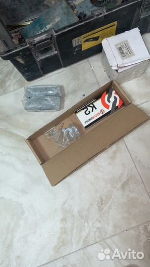 Ремонт замена дверных замков и ручек