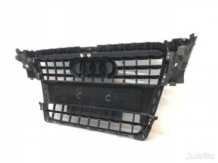 Решетка радиатора Audi A4 B8 2007