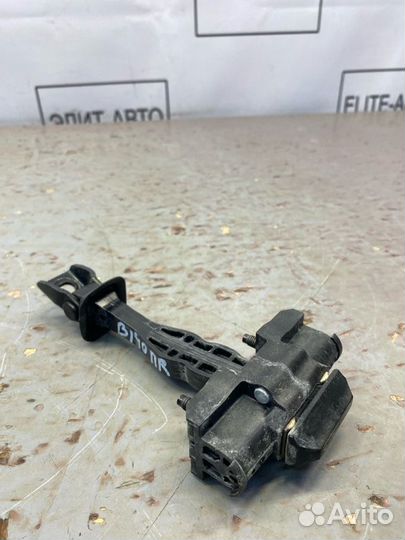 Ограничитель двери передний правый Bmw 5 G30 2.0