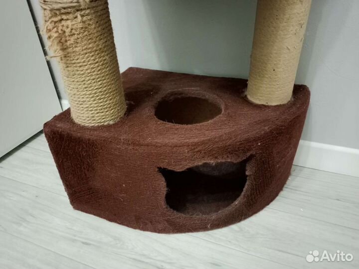 Когтеточка для кошек с домиком