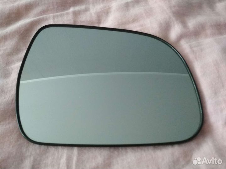 Зеркальный элемент Toyota Highlander
