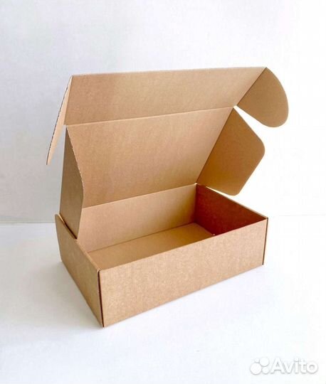 Коробка 32*22*10см