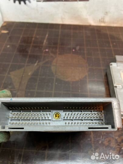 Блок управления двигателем Mazda MPV