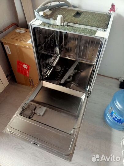 Посудомоечная машина Beko bin 5832 60 см бу