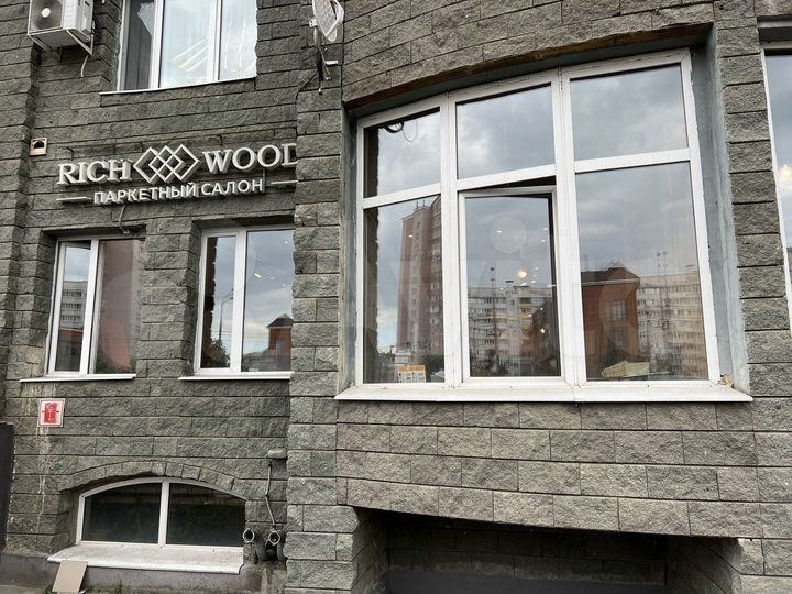 Торговая площадь, 80 м²