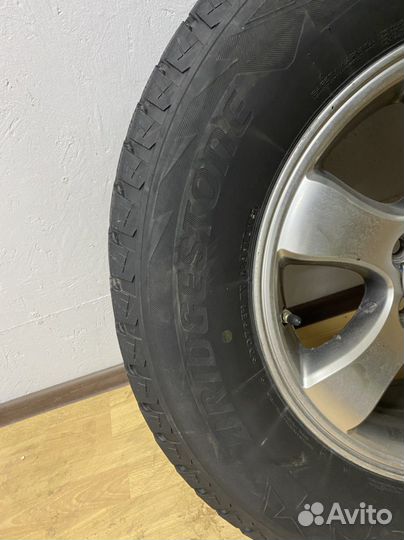 Bridgestone Blizzak DM-V2 265/65 R17
