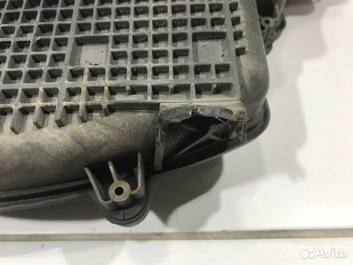 Корпус воздушного фильтра Renault Clio /Symbol 19