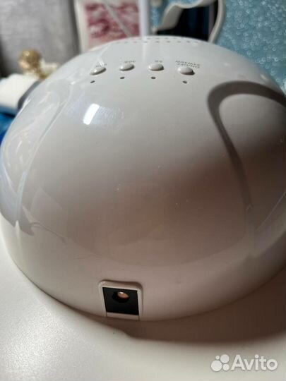 Лампа для сушки ногтей